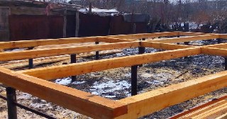 Пол на винтовых сваях Холмск цена от 15582 руб.